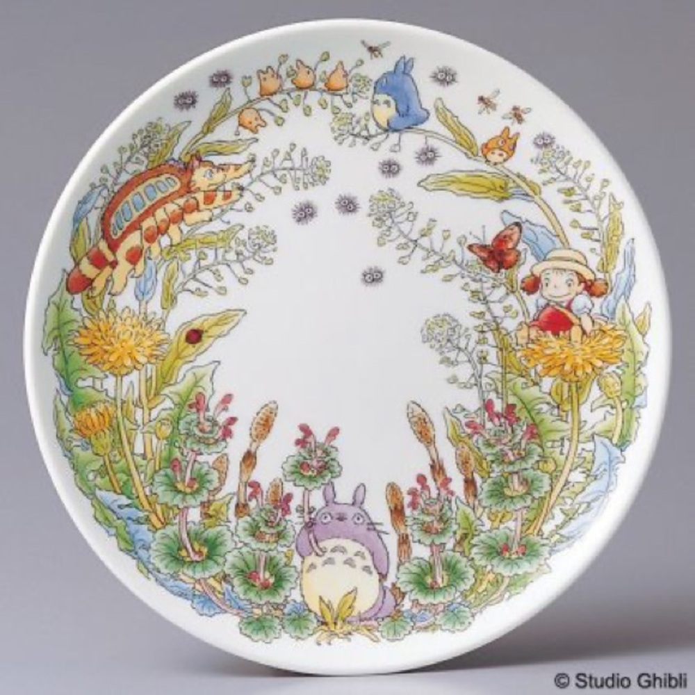 Noritake My Neighbor Totoro 9.1-inch (23 cm) Dandelion Plate.